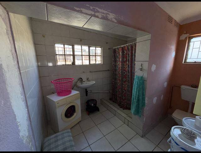 3 BEDROOM HOUSE FOR SALE IN VANDERBIJLPARK CE 3